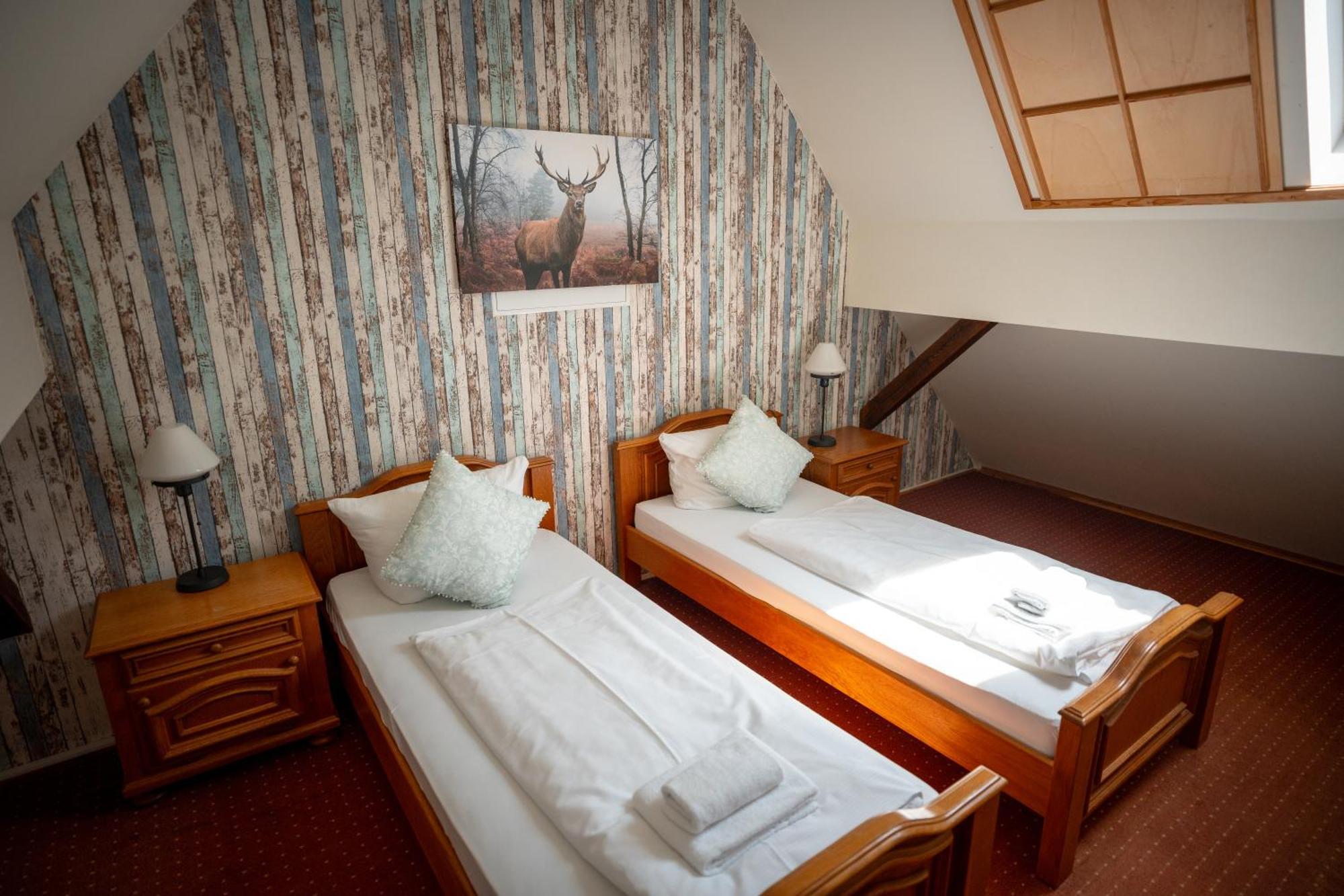 Hotel Kolonieschanke Бург Экстерьер фото